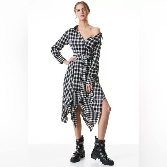 Alice + Olivia Cellie Handkerchief Midi Dress in Shaw Plaid Size SP - Picture 1 of 11